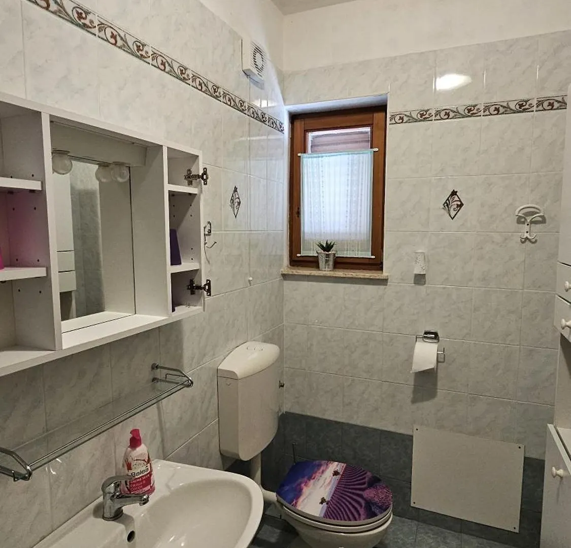 Apartmán Ara-Neda Pinezići 0*,  Chorvatsko