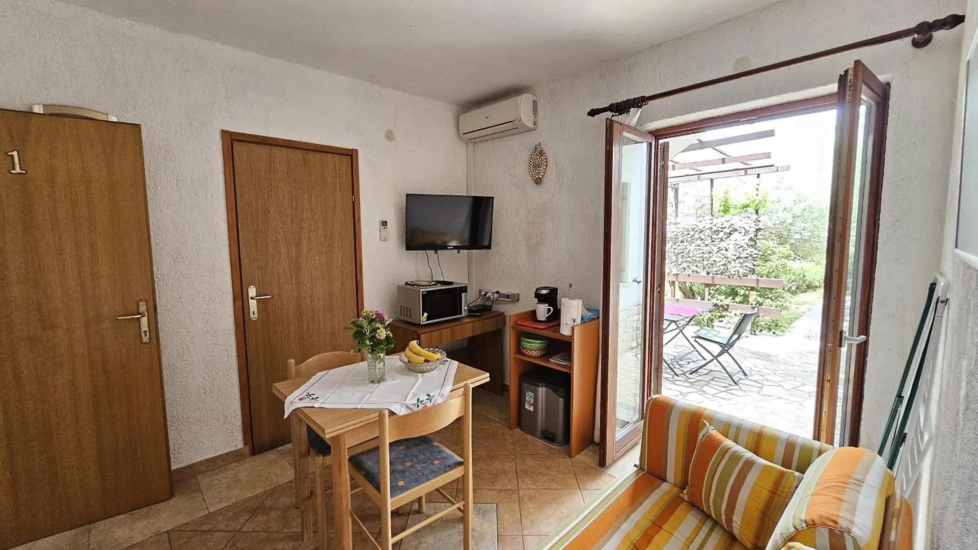 Ara-Neda Apartment Pinezici